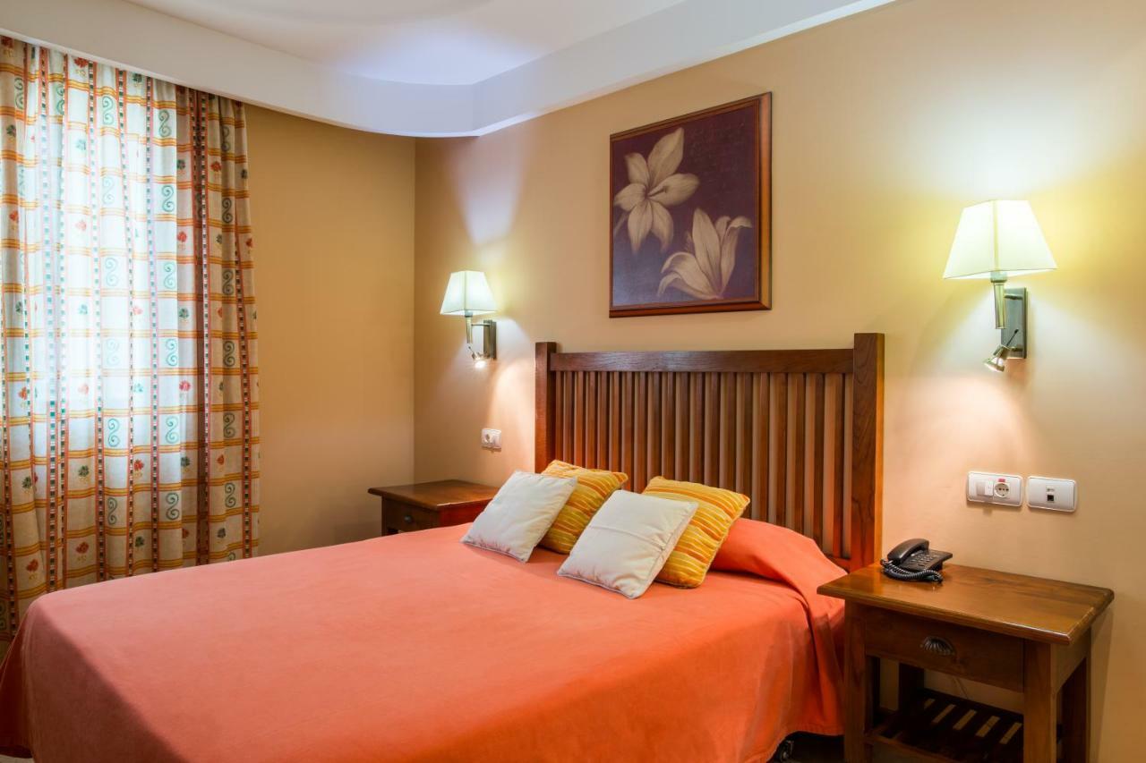 Aparthotel El Galeon Santa Cruz de la Palma Kültér fotó